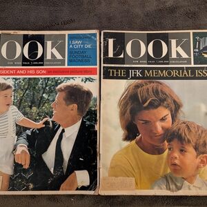 Vintage Look Magazine Set